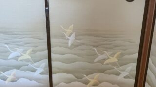 襖張り替え！！